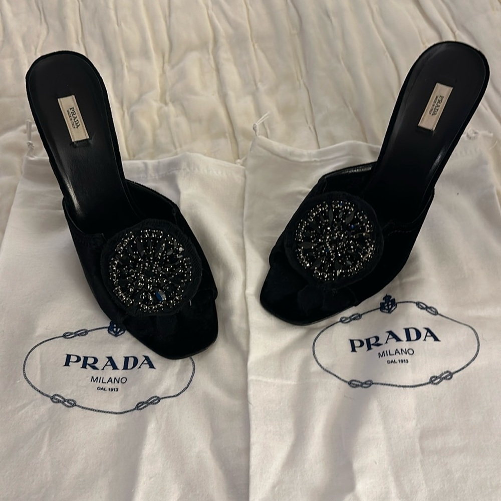 Vintage Prada Velvet beaded Sandal 39.5